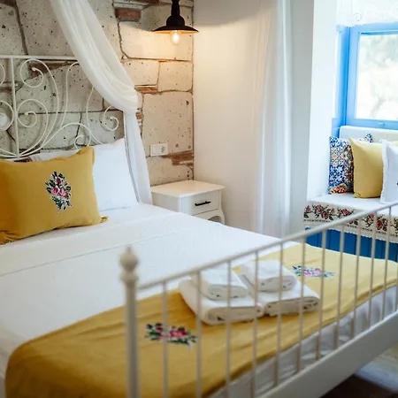 Oda ve Kahvaltı Trend Blue Boutique *