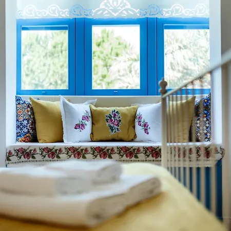 Oda ve Kahvaltı Trend Blue Boutique